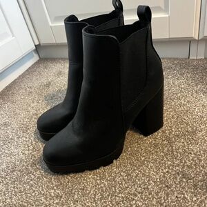 Primark Sleek Black Heeled Boots